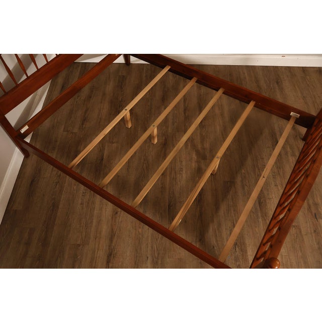 Ethan Allen 'Country Crossings' Queen Bed For Sale - Image 11 of 18