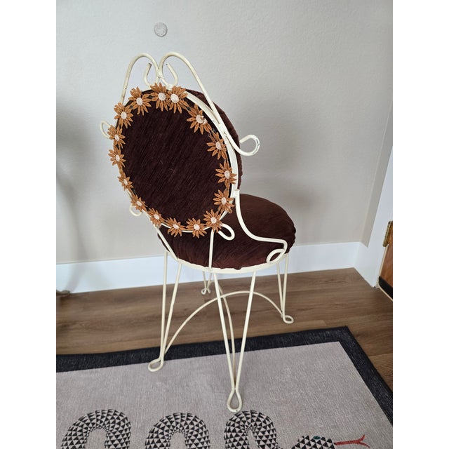 Vintage, delightful Wrought Iron Vanity Chair that will look charming in any setting. Fanciful scrolling in a matte finish...