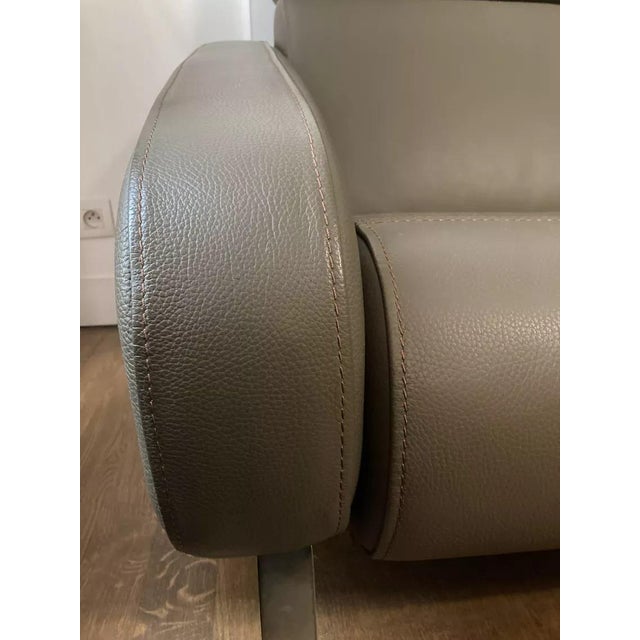 Steiner 2/3 seater sofa. Steiner Faubourg model. Created by designers Roberto Tapinassi and Maurizio Manzoni who form...