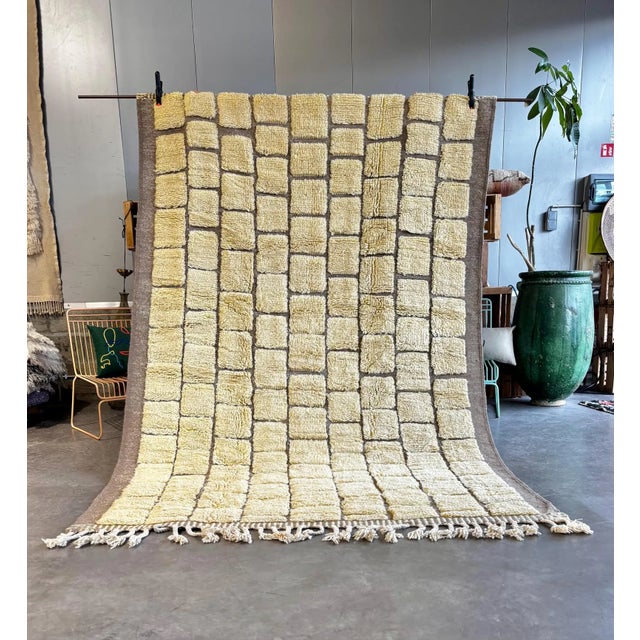 Beni Ouarain M’rirt Moroccan Wool Rug For Sale - Image 16 of 16