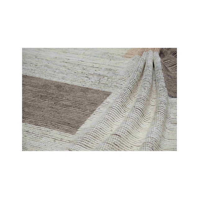 Mid-Century Modern Taupe & Neutral Modern Wool Rug For Sale - Image 3 of 3