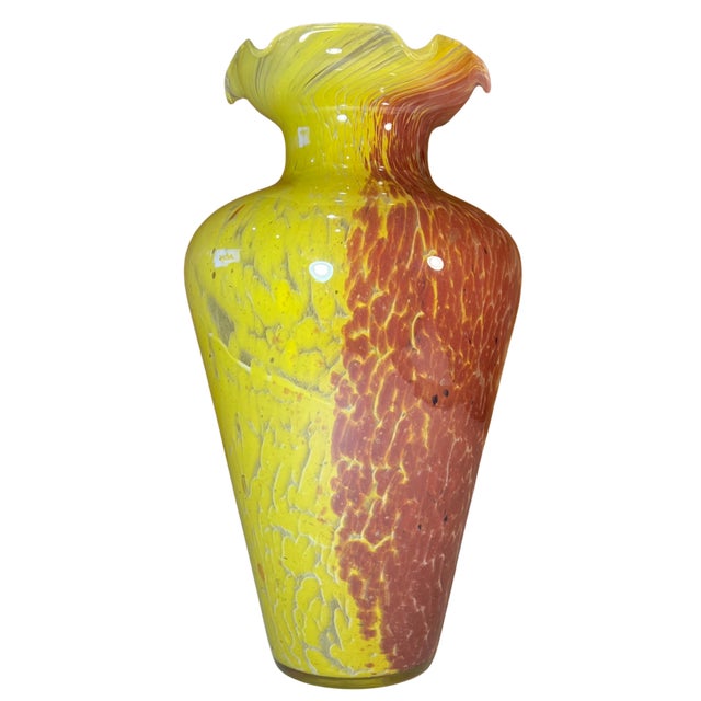 Late 20th Century Vintage 14 In. Tall Murano Pink Yellow Spatter Confetti Vase For Sale - Image 5 of 18