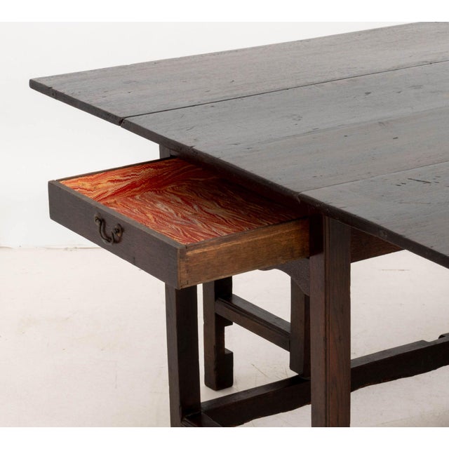 Georgian Mahogany Gate-Leg Dining Table For Sale - Image 9 of 11
