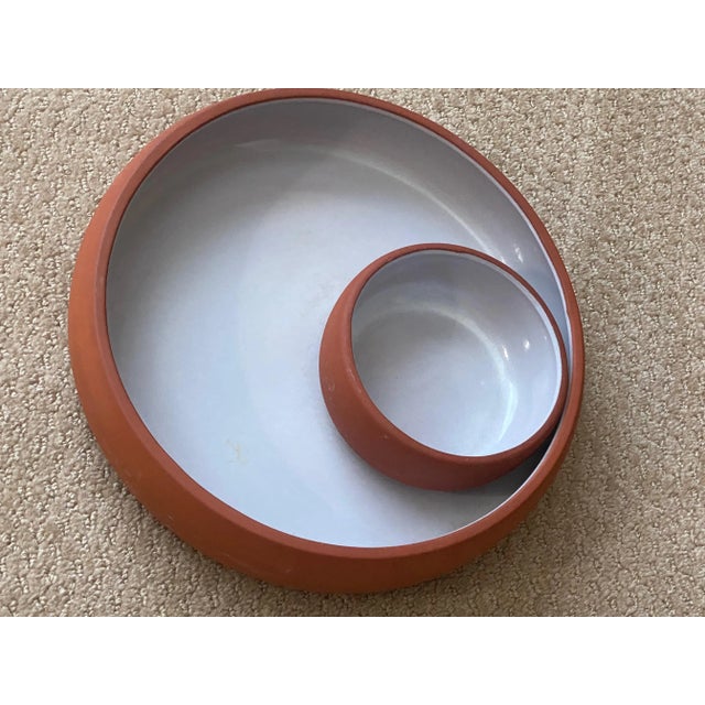 1970s Vintage 1970s Bortner and Bortner Terracotta Chip and Dip Matte Terracotta With High Gloss Glaze Interior For Sale - Image 5 of 9
