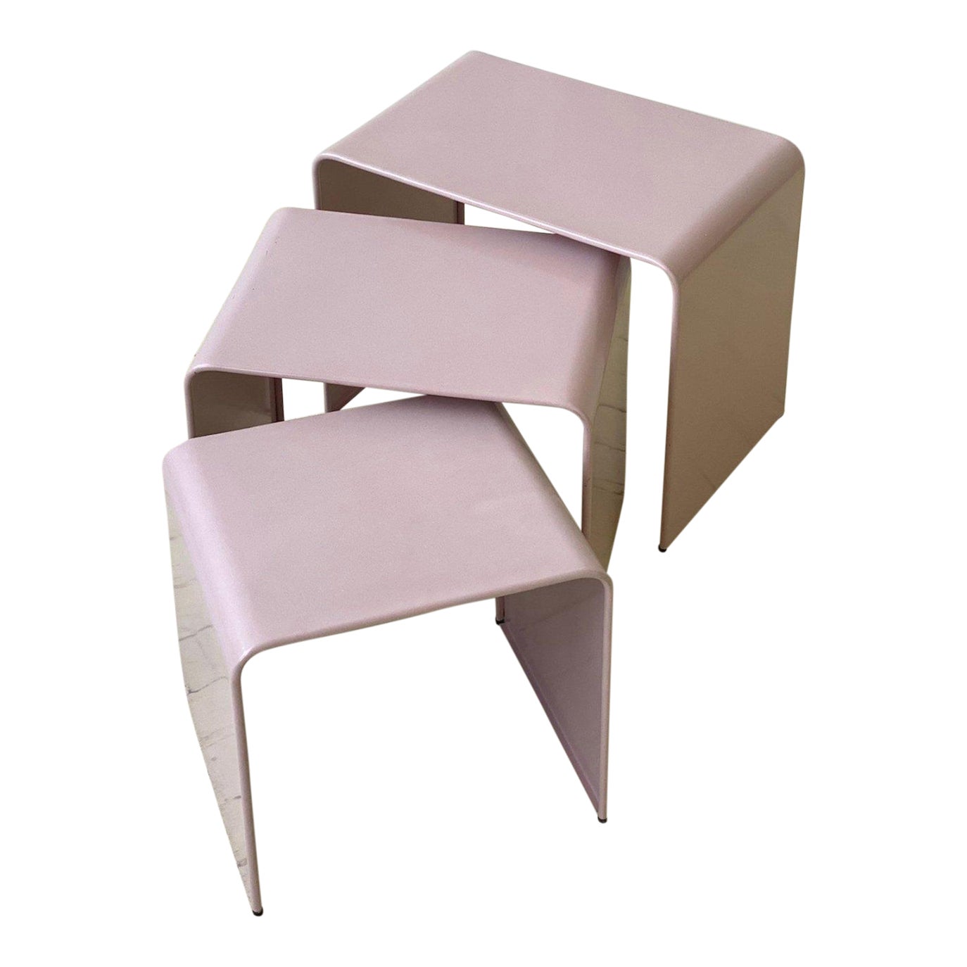 Vintage Amisco Canada Powder Pink Enameled Steel Nesting Tables, a Set ...
