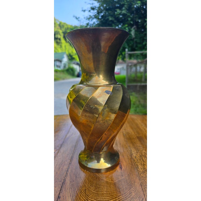Vintage Solid Brass Spiral Twist Vase – Mid-Century Modern Sculptural Decor For Sale - Image 12 of 12