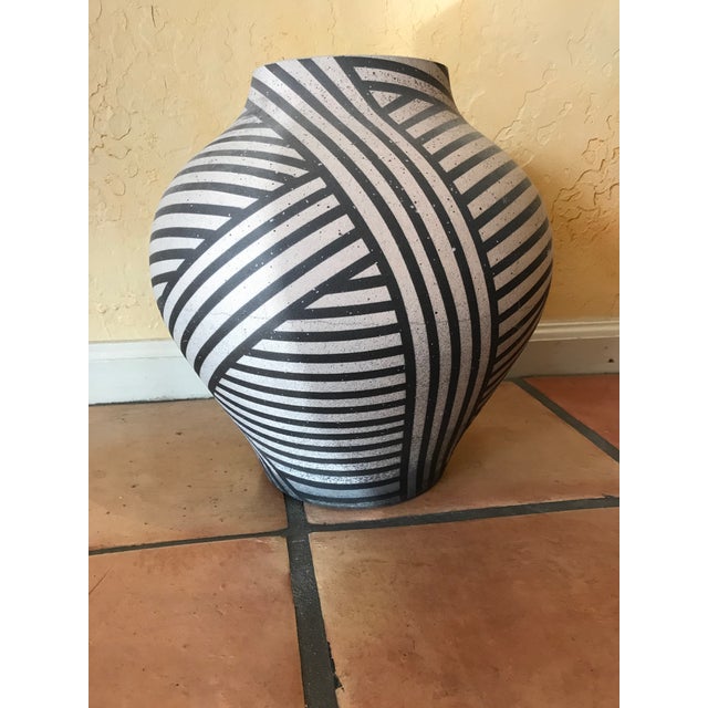 Rustic 1980s Striking Black and White Striped Pot Made by a Scottsdale Based Artisan For Sale - Image 3 of 5