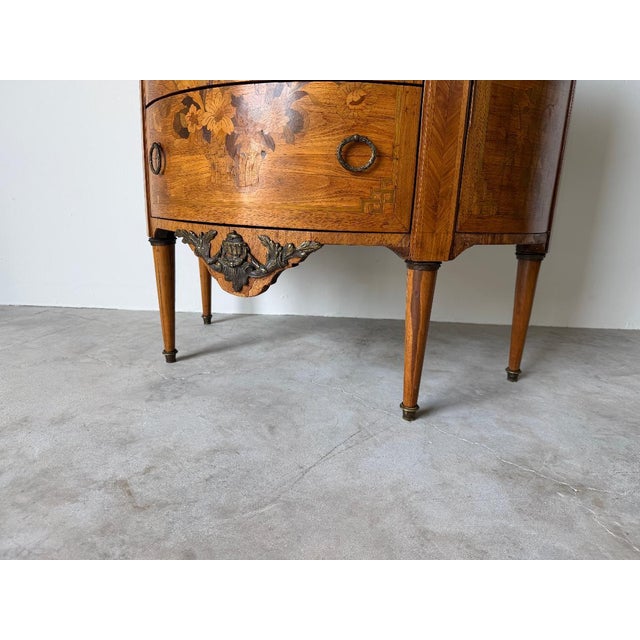 19th-Century French Louis XVI Style Marquetry Inlaid Demi-Lune Cabinet With Breccia Marble Top For Sale In Miami - Image 6 of 18