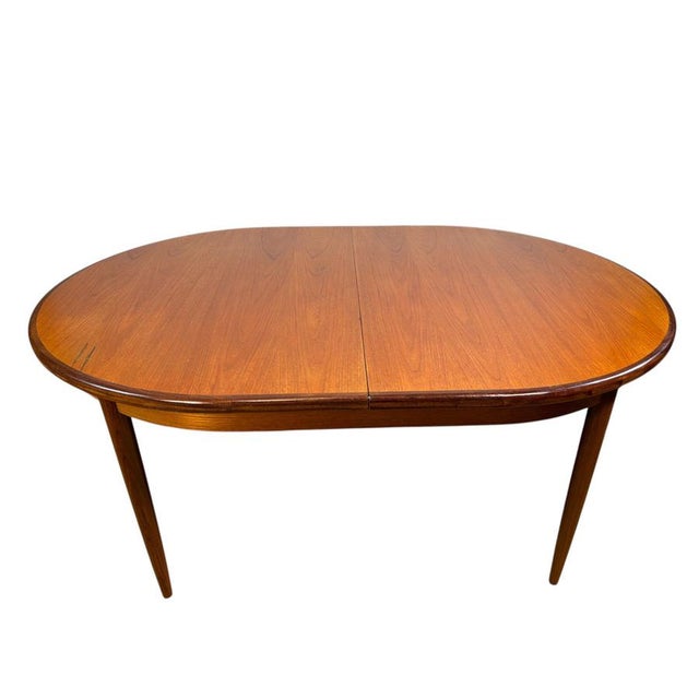 Mid-Century Teak Oval Fresco Dining Table by Victor Wilkins for G Plan, 1960s For Sale - Image 11 of 11