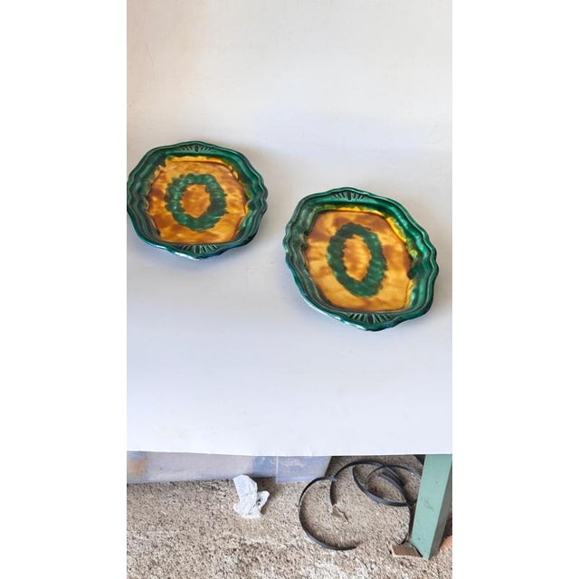 French Green and Yellow Ceramic Serving Dishes with Layered Rim, 1970s, Set of 2 For Sale - Image 13 of 14