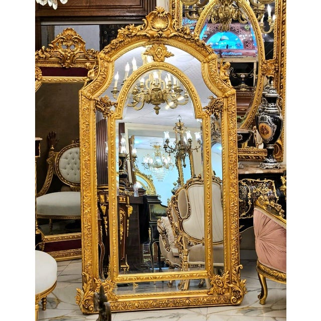 French Rococo Gold Leaf Wall Mirror – Ornate Floral Frame With Shell Detail & Double-Mirror Effect For Sale - Image 4 of 4