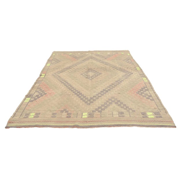 Embroidered vintage handwoven kilim rug from Denizli region of Turkey. Approximatelly 50-60 years old. In very good...