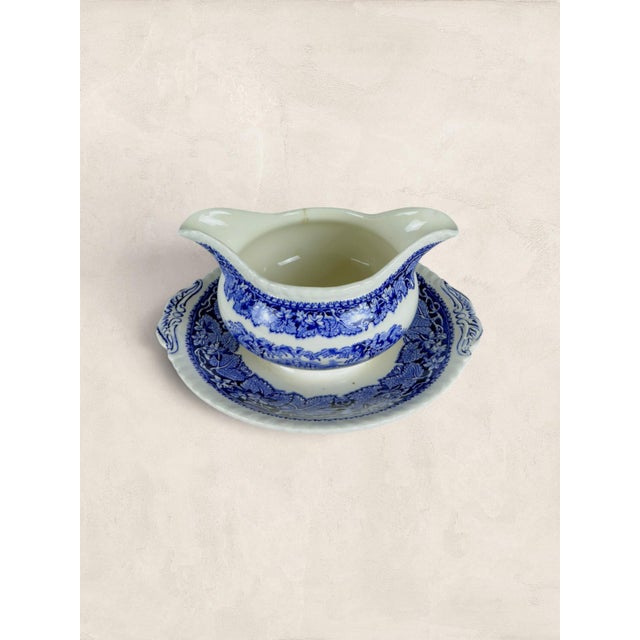 Mid 19th Century Antique English Mason Blue-and-White Transferware Gravy Boat and Stand For Sale - Image 5 of 7