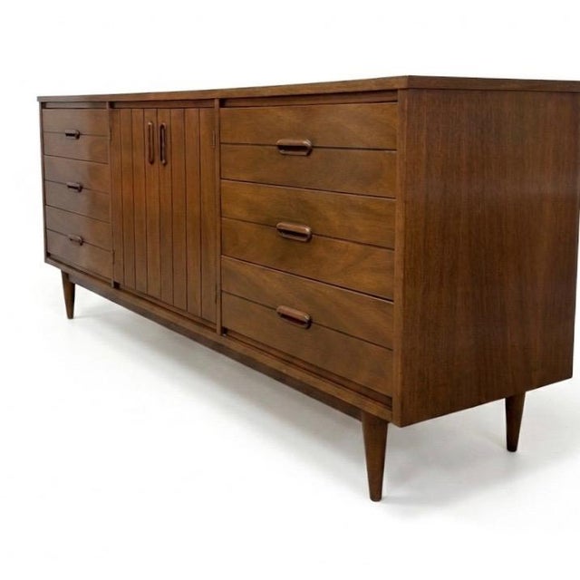 Mid-Century Modern Vintage Mid Century Modern Walnut 9-Drawer Triple Dresser Dovetailed Drawers For Sale - Image 3 of 10