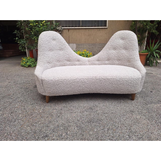 2-Seater Sofa with Double-Humped Backrest in White Teddy Bear Bouclé by Gio Ponti, 1990s For Sale - Image 10 of 15