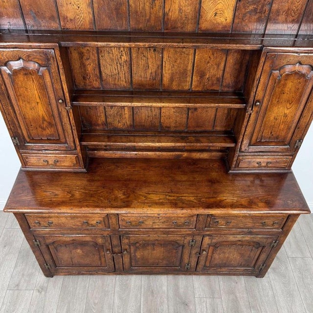 Antique English Traditional Oak Dresser, 1900s For Sale - Image 6 of 13