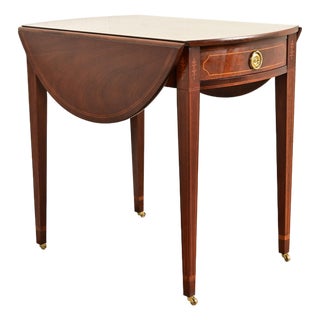 Baker Furniture Historic Charleston Georgian Inlaid Flame Mahogany Drop Leaf Pembroke Side Table For Sale