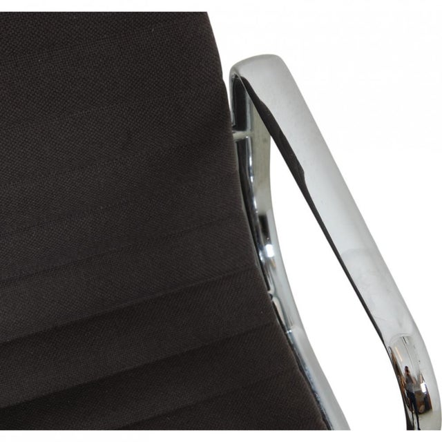 Gray EA-117 Office Chair in Grey Hopsack Fabric by Charles Eames For Sale - Image 8 of 16