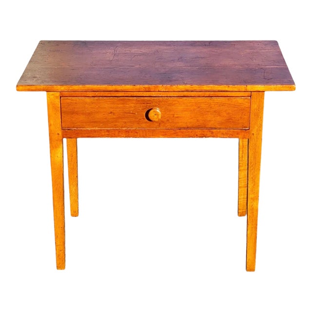 Antique New Hampshire Hepplewhite Maple & Pine Tavern Table With Drawer For Sale