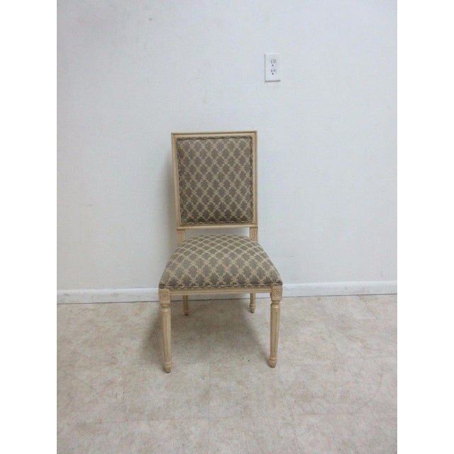 A pair of Ethan Allen side chairs. Seat height 21" great shape... Minor paint wear... Some rub marks... Please see photos...