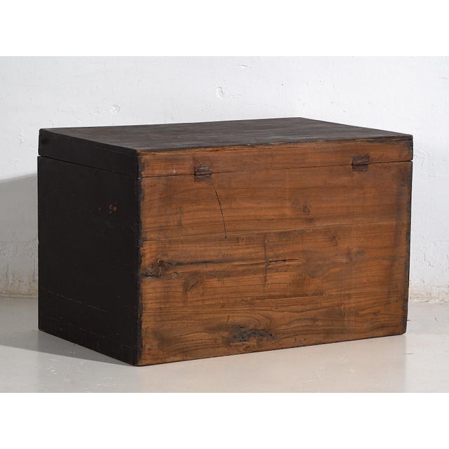 Antique Opera Trunk with Magpie Illustrations, 1900s For Sale - Image 9 of 10