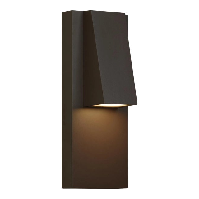 Visual Comfort Modern Peak Outdoor Wall LED Bronze For Sale