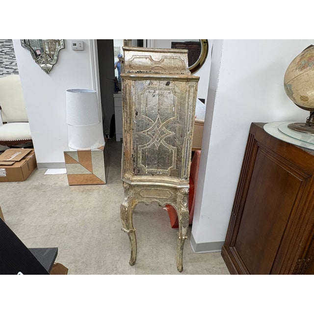 18th Century Venetian Baroque Silver Giltwood Cabinet For Sale - Image 12 of 17