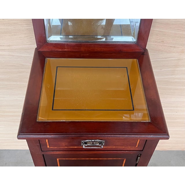 1900s, Art Nouveau Pair of Walnut Nightstands with Crest and Glass Shelve For Sale - Image 10 of 18