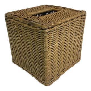 1980s Vintage Boho Chic Arts & Crafts Coastal Wicker Tissue Box Cover For Sale
