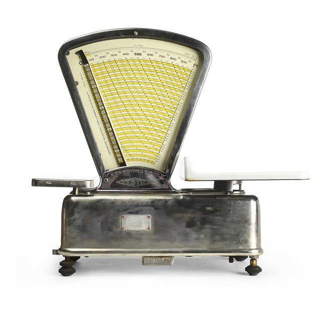 Metal Vintage French Scale from Testut For Sale - Image 7 of 7