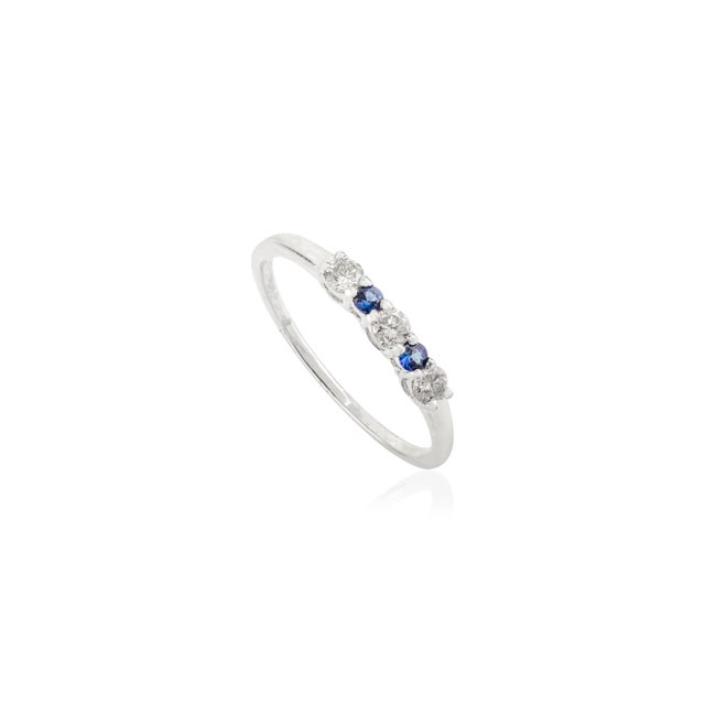 Minimalist Blue Sapphire and Diamond Gold Stacking Ring Size 6 For Sale - Image 4 of 12