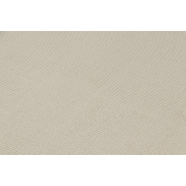 Textile Rug & Kilim’s Contemporary Textural Solid Rug in Ivory Tones For Sale - Image 7 of 9