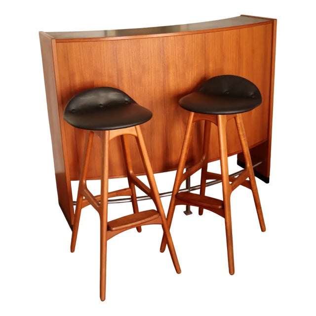 Boomerang Bar and Stools in Teak by Erik Buch for Dyrlund, Denmark, 1960s, Set of 3 For Sale
