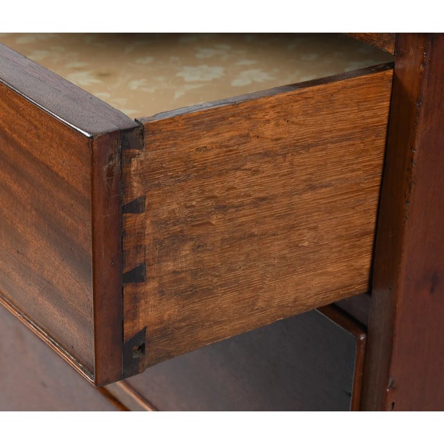 George III Mahogany Chest of Drawers, Late 18th Century (A Companion Chest Is Available) For Sale - Image 4 of 9