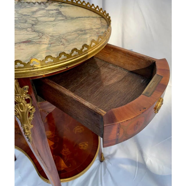 French Transitional Louis Xv/Xvi Style Oval Marquetry Side Table For Sale In Washington DC - Image 6 of 12