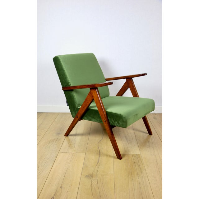 B-310 VAR armchair in sea green olive velvet. Classic Var B310 armchair from the 1970s. Restored, with new upholstery in...