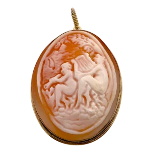800 Gilt Silver Carved Figural Shell Cameo Pendant
