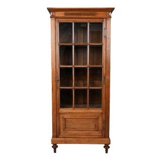 Early 20th Century Louis XVI Style Walnut Display Cabinet For Sale