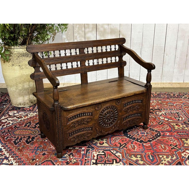 19th Century Breton Chestnut Storage Bench For Sale - Image 4 of 17
