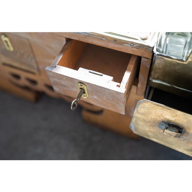 Turkish Shoe Polisher in Brass, 1970s For Sale - Image 10 of 18