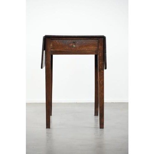 Antique English Drop-Leaf Dining Table in Oak, 1800s For Sale - Image 3 of 13