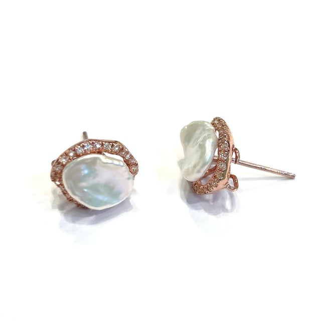 White Bochic “Capri” Rose Cut White Topaz & Pearl Earrings Set In 18K Gold & Silver For Sale - Image 8 of 12