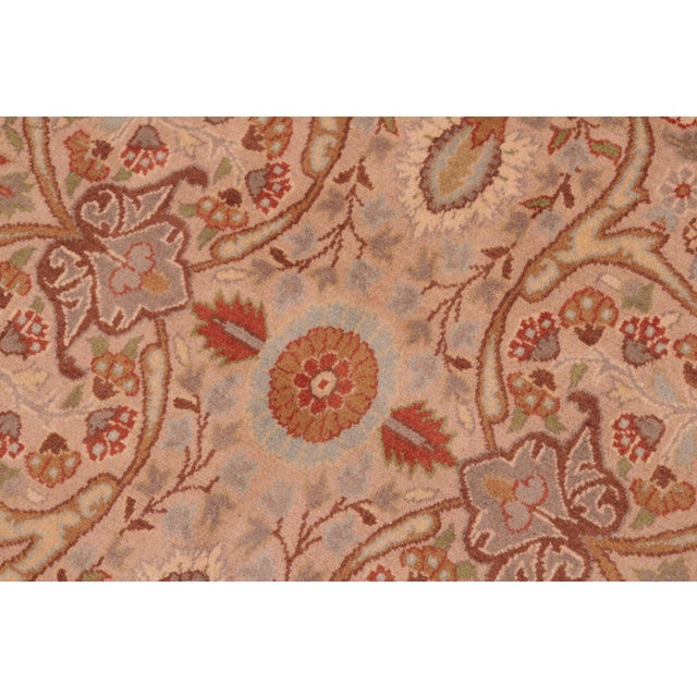 Shabby Chic 1990's Pak-Persian Taupe/Brown Wool Rug - 6'0'' X 8'11'' For Sale In New York - Image 6 of 9