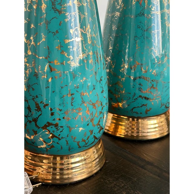 1960s Vintage Mid-Century Modern Ceramic Table Lamps in Turquoise and Gold - A Pair For Sale - Image 5 of 8