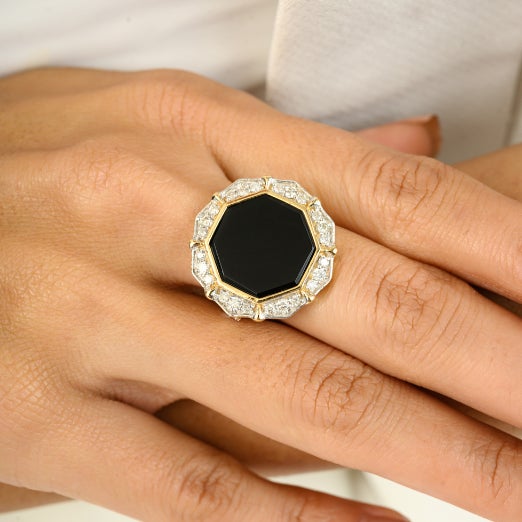 14k Yellow Gold Black Onyx Halo Diamond Cocktail Ring Size 6.5 For Sale - Image 4 of 10