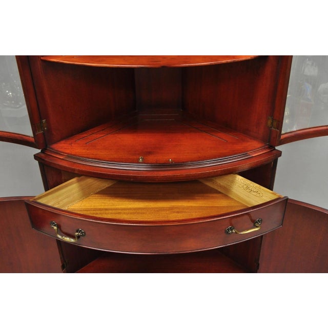 Vintage Morganton Duncan Phyfe Mahogany Bow Front Corner China Cabinet Curio For Sale - Image 11 of 17