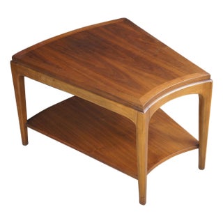 1962 Lane Mid Century Modern Walnut 'Rhythm' Wedge Two Tier Side End Table MCM For Sale