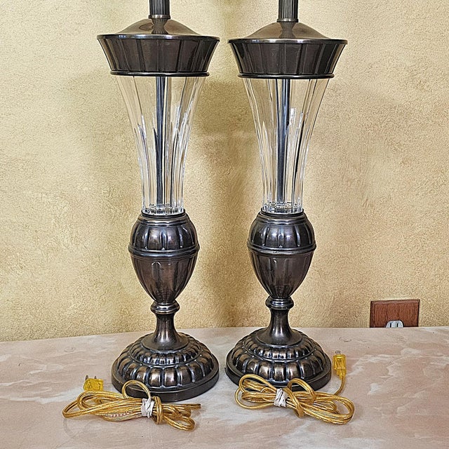 Pair of Vintage Lead Crystal & Antiqued Bronze Table Lamps – Hollywood Regency For Sale - Image 9 of 18