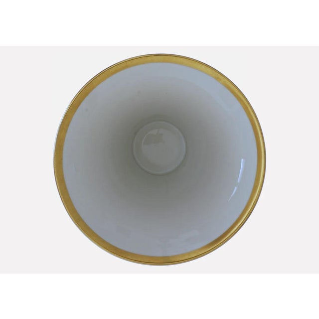 Late 20th Century Late 20th Century Mottahedeh Regency Style Porcelain Shell Decor Spill Vase For Sale - Image 5 of 7