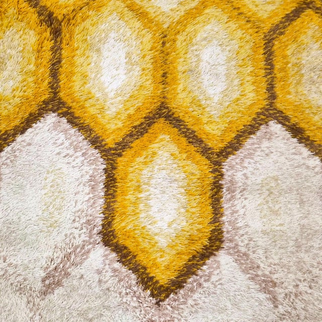Vintage Space Age Honeycomb Rug from Desso 1970s For Sale - Image 3 of 8